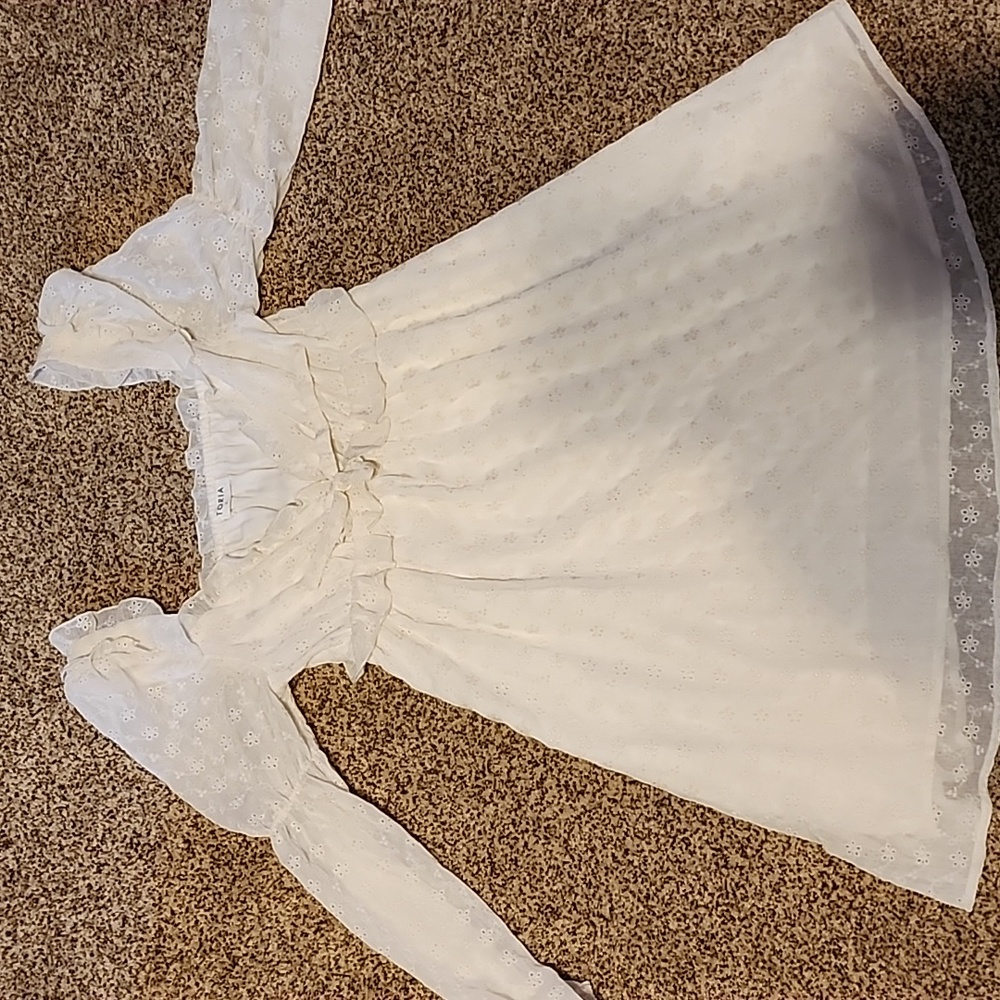 Gorgeous dress by Toria size small